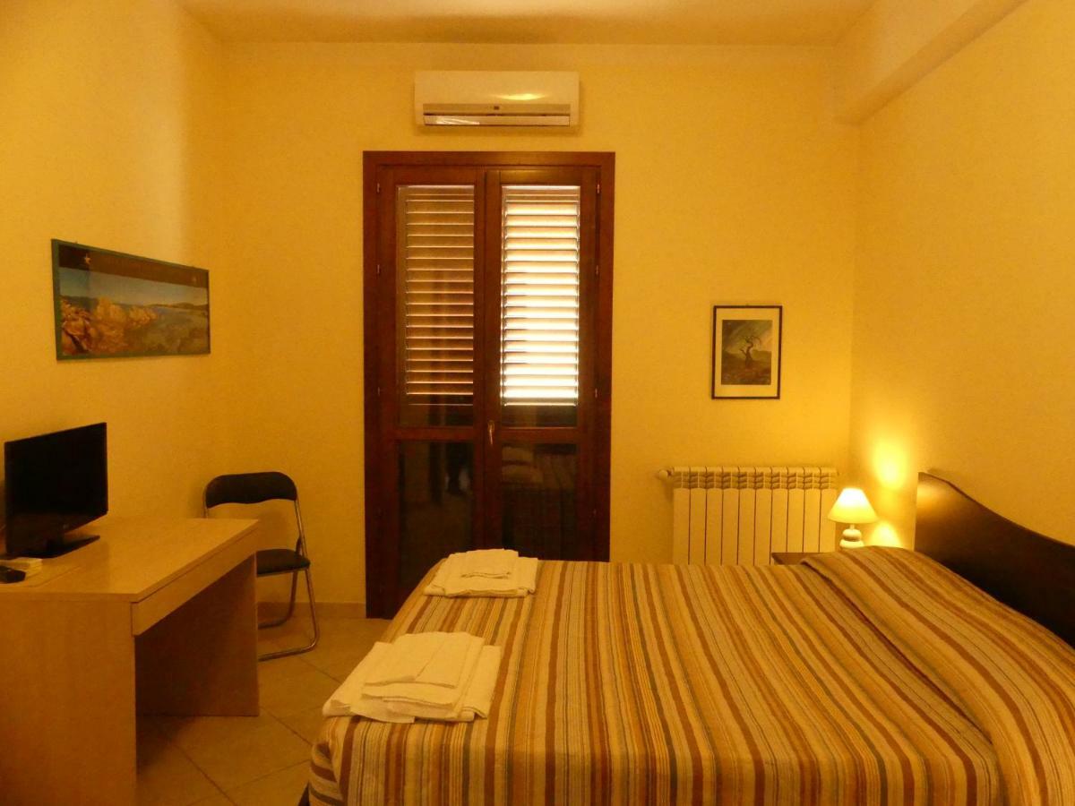 Hotel Beb 2000 Sassari Exterior foto